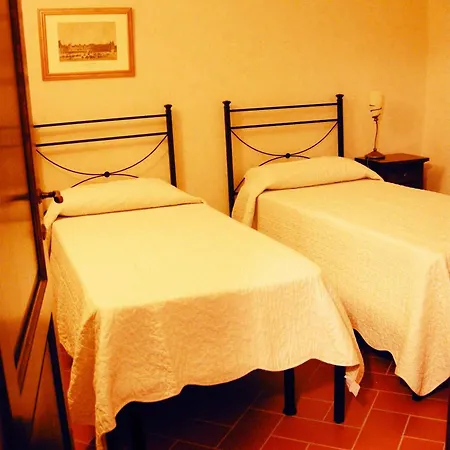 Relais Sensano فندق 3*