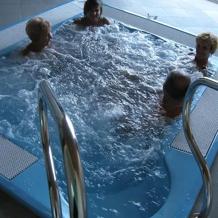 فندق Relais Sensano 3*